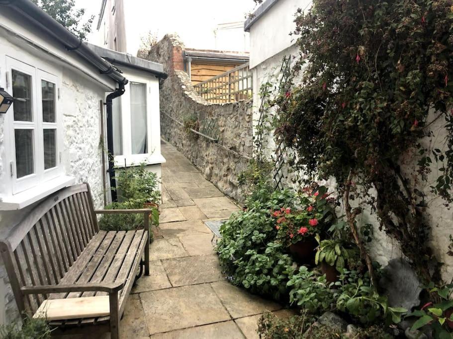 Lyme Clifftop Hideaway Lyme Regis Exterior foto